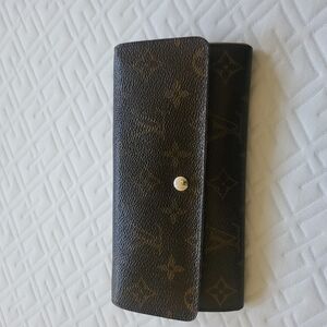 Louis Vuitton Monogram Brown Wallet